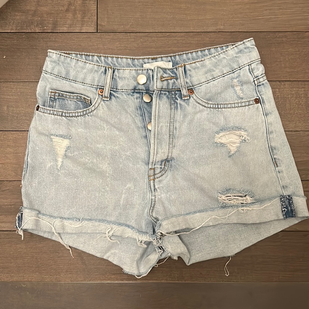 HM Denim shorts US 4
